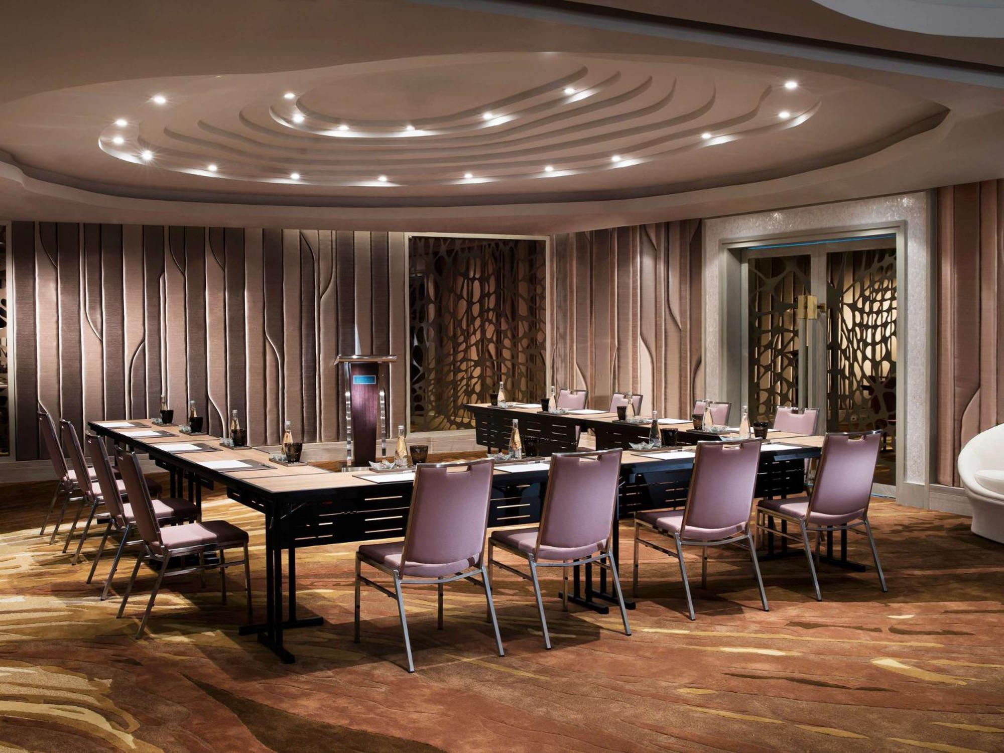 Pullman Phuket Arcadia Naithon Beach المظهر الخارجي الصورة Meeting room